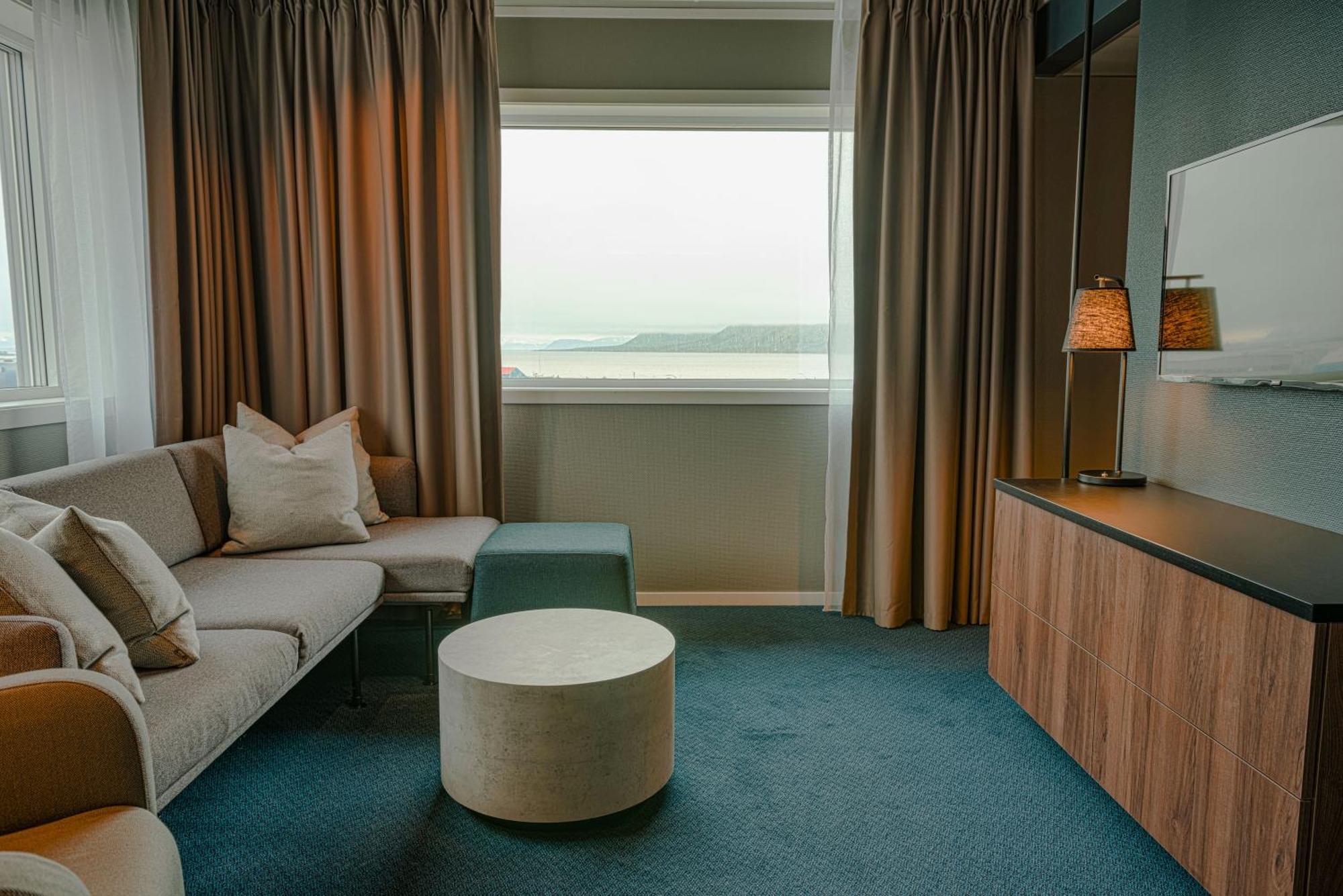 Radisson Blu Polar Hotel, Spitsbergen Λονγκιαρμπίεν Εξωτερικό φωτογραφία