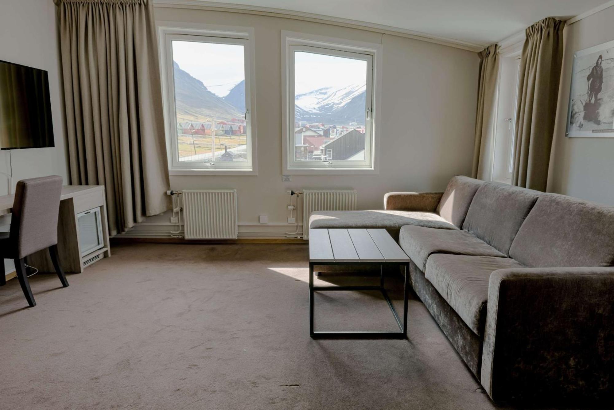 Radisson Blu Polar Hotel, Spitsbergen Λονγκιαρμπίεν Εξωτερικό φωτογραφία